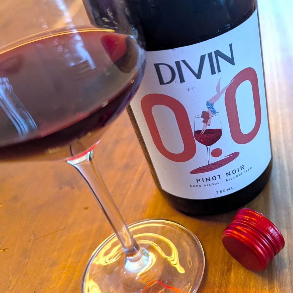 Divin Pinot Noir  0.0 Divin Pinot Noir  0.0