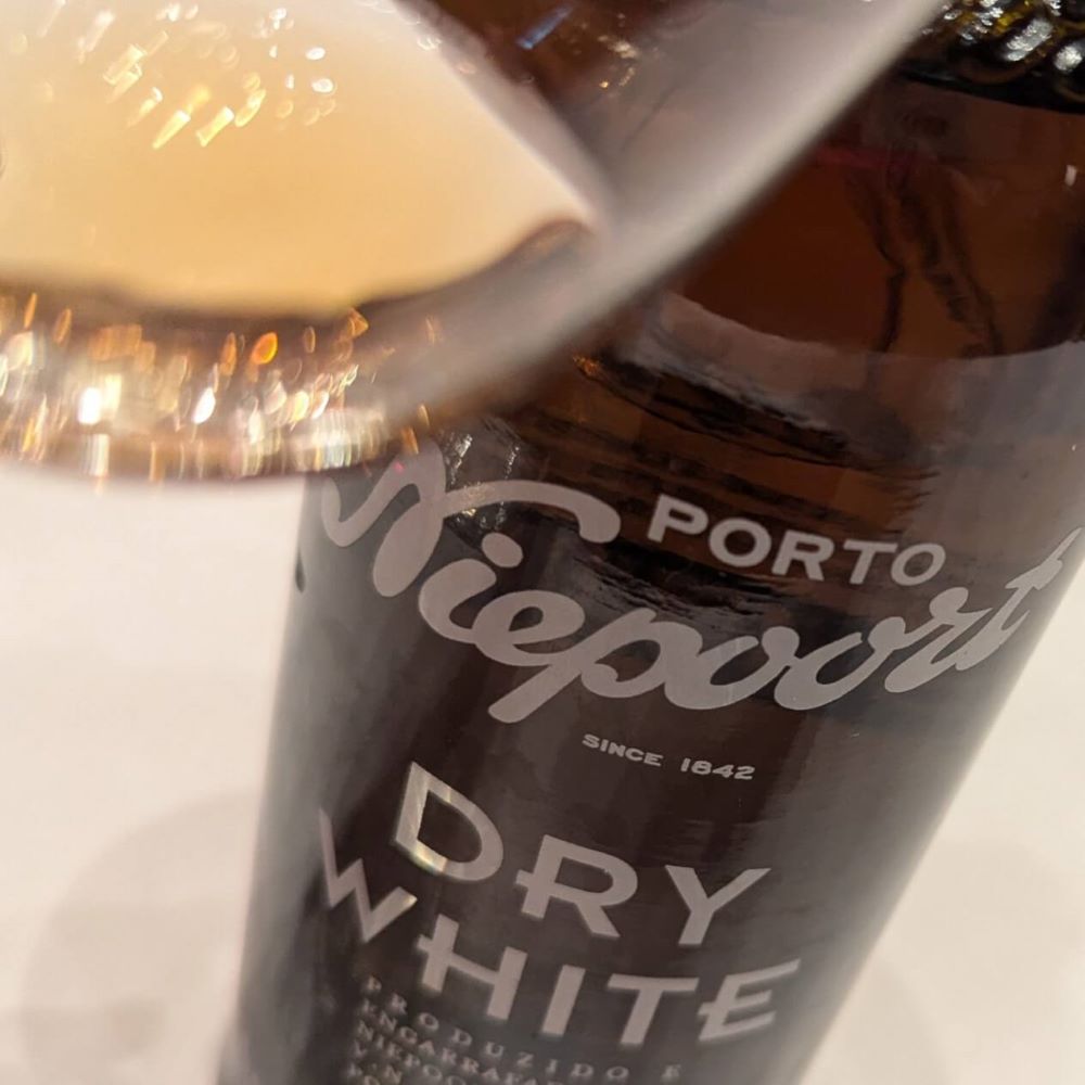 Niepoort Dry White Port  Niepoort Dry White Port