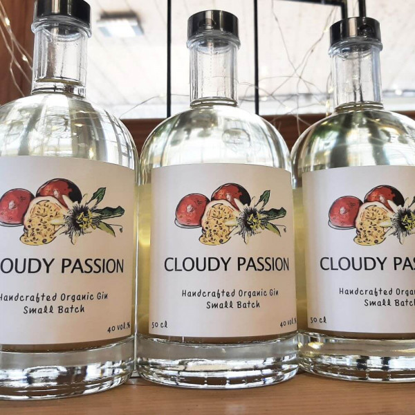 Cloudy Passion Organic Gin