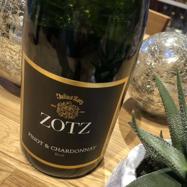 Zotz Pinot & Chardonnay Brut